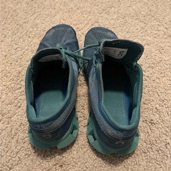 Onclouds - Picture 6 of 6